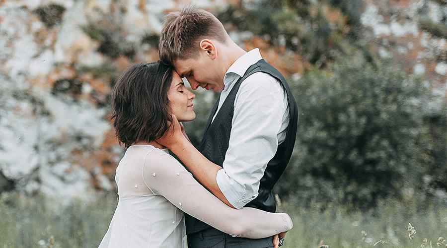https://voryllasphotography.com/wp-content/uploads/2020/10/home_02_image_05.jpg