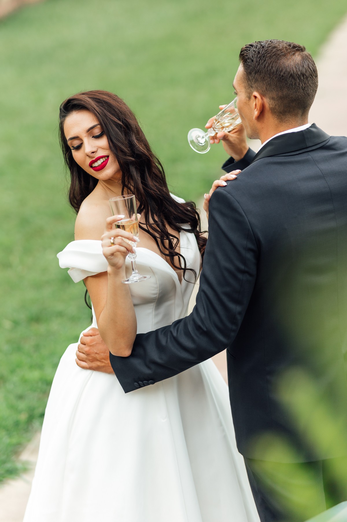 Konstantinos and Chrysa wedding portrait by Voryllas Photography